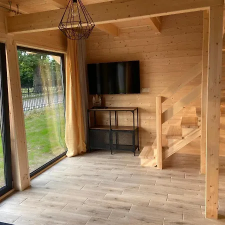 بيت للعطل Osrodek Wypoczynkowy Zlote Piaski ياروسوافيتس