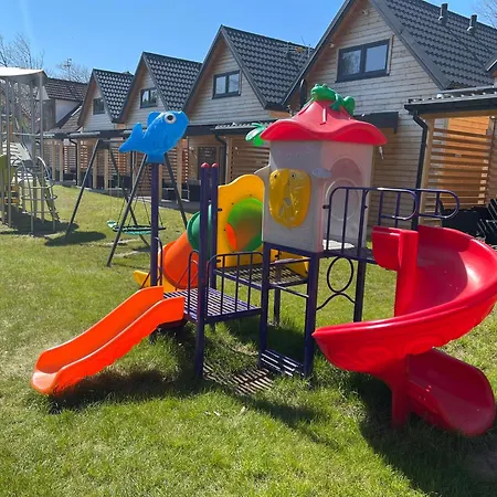 بيت للعطل Osrodek Wypoczynkowy Zlote Piaski ياروسوافيتس