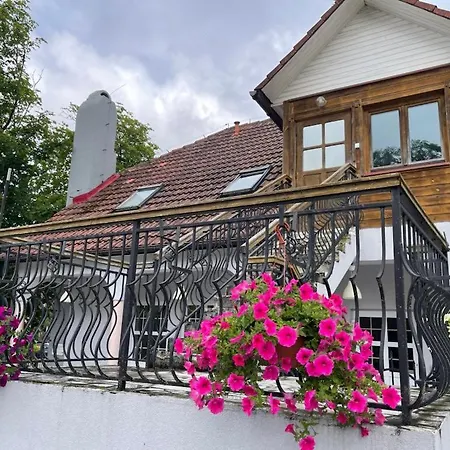 بيت للعطل Osrodek Wypoczynkowy Zlote Piaski ياروسوافيتس